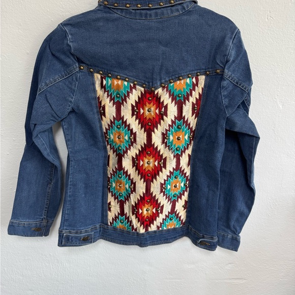 Vintage Collection Jean Jacket with Aztec Pattern - Picture 2 of 3
